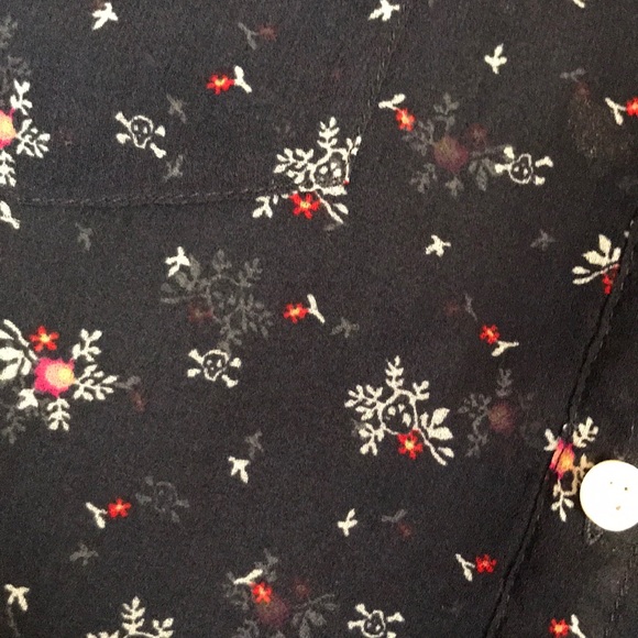 Aeropostale Sheer Button Up Blouse Size Large - Picture 2 of 8